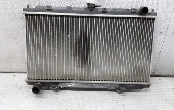 Nissan Almera N16 Coolant radiator