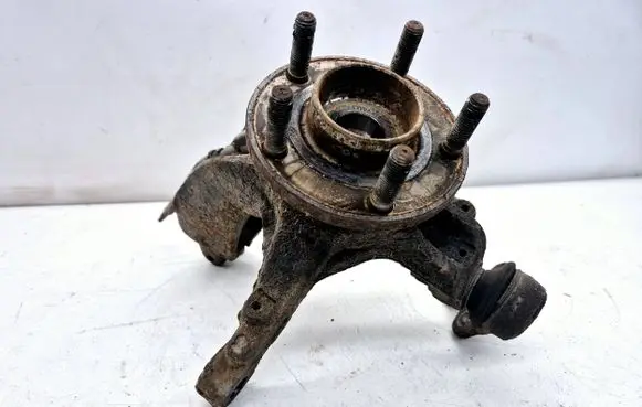Front wheel hub spindle knuckle