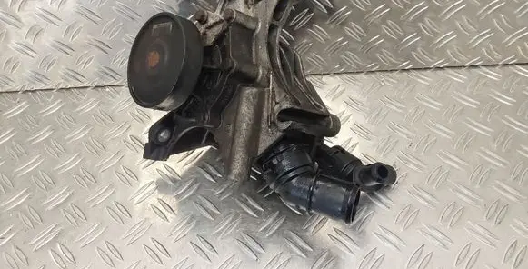 Toyota Verso Water pump 852165327