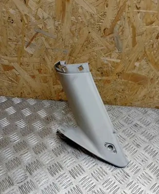 (C) pillar trim
