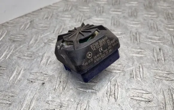 Mercedes-Benz E W212 Alarm system siren A0038207726