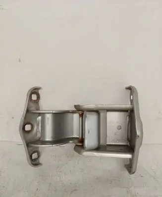 Renault Trafic III (X82) Loading door lower hinge 51676836