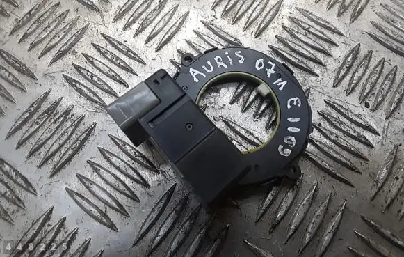 Toyota Auris 150 Steering angle sensor 8924502040