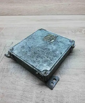 Mazda 626 Engine control unit/module ECU 79738408