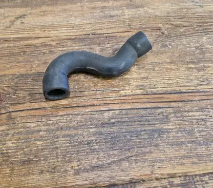 BMW 3 E36 Air intake duct part 1739649