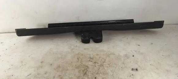 Volkswagen Caddy Loading door trim (molding) 2K7827257A1