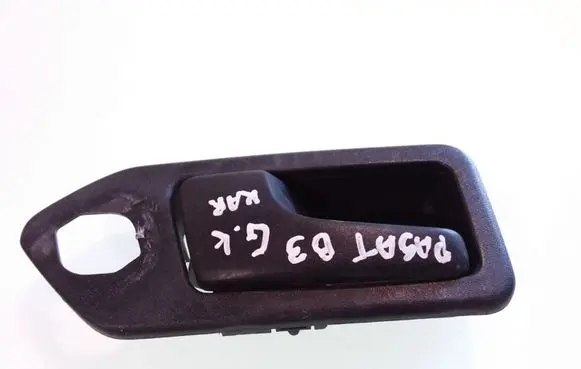 Volkswagen PASSAT B3 Rear door interior handle 357837247 357837235