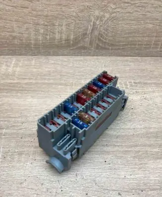 Volvo S60 Fuse module 8622520