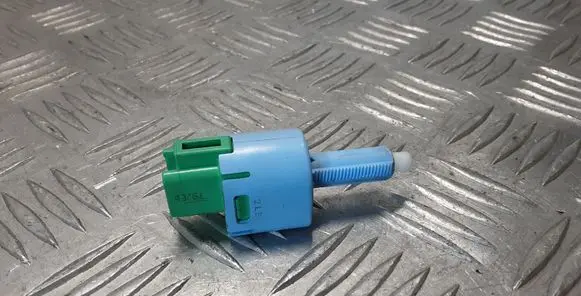Mitsubishi Outlander Brake pedal sensor switch F80CS53