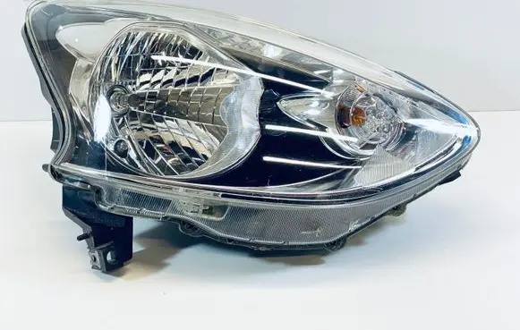 Nissan Micra Headlight/headlamp 260103HN1A