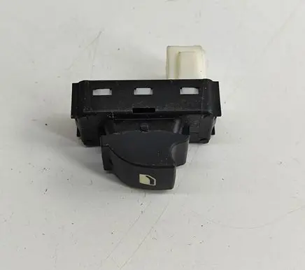 Opel Mokka B Electric window control switch 98044803ZD