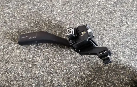 Volkswagen Caddy Indicator stalk 1K0953513