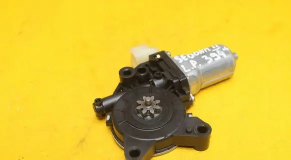 KIA Optima Rear door window regulator motor