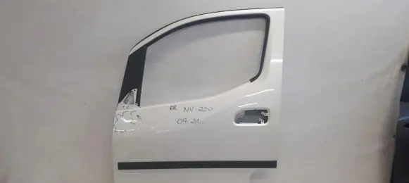 Nissan NV200 Front door H0101-BJOMA