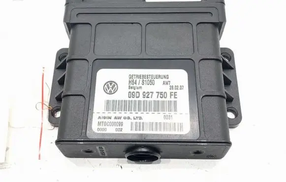 Audi Q7 4L Gearbox control unit/module 09D927750FE