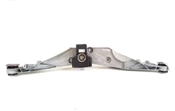 BMW X1 F48 F49 Rear differential/diff mount bracket 6852896