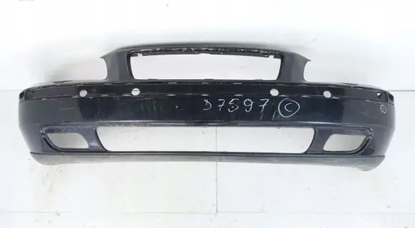 Volvo V70 Front bumper 09484239