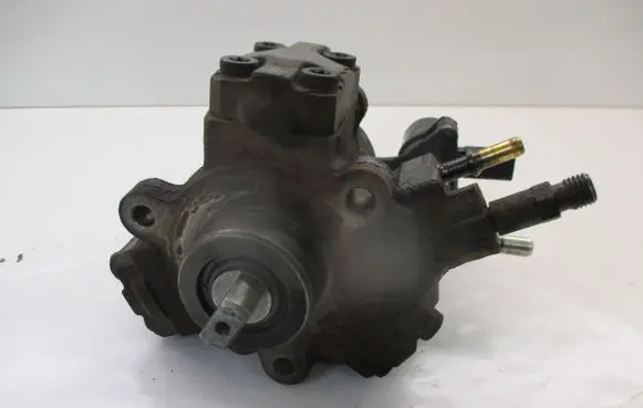 Fuel injection high pressure pump