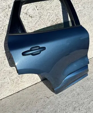 Ford Kuga III Rear door