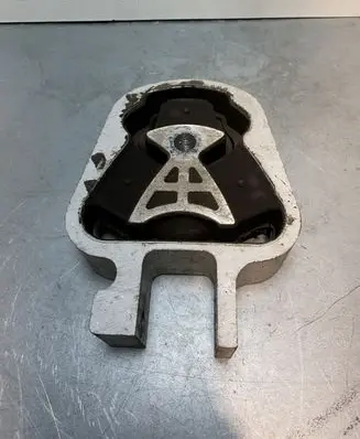 Ford Edge II Engine mount bracket DP536P082CB