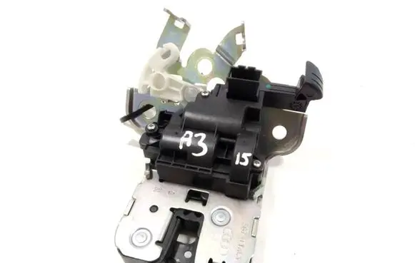 Audi A3 S3 A3 Sportback 8P Tailgate/trunk/boot lock/catch/latch 8R0827505