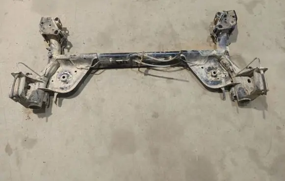 Nissan Juke I F15 Rear subframe