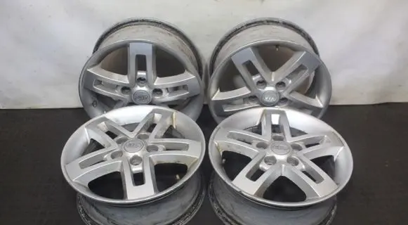 KIA Soul R16 alloy rim 