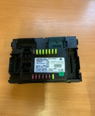 Jeep Compass BSM Control unit P68497538AC 28742450 00501571200