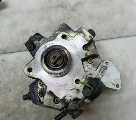 Hyundai Santa Fe Fuel injection high pressure pump 0445010121 084699 3310027400