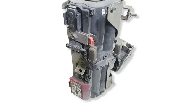 Mazda 6 Voltage converter inverter GKH867ZC0 H165169