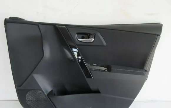 Toyota Auris E180 Front door card panel trim