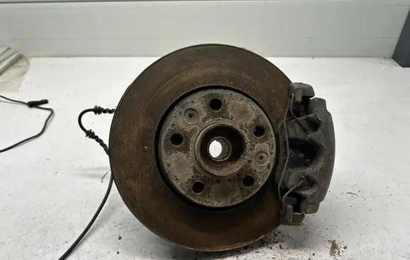 Dacia Duster II Front wheel hub spindle knuckle 