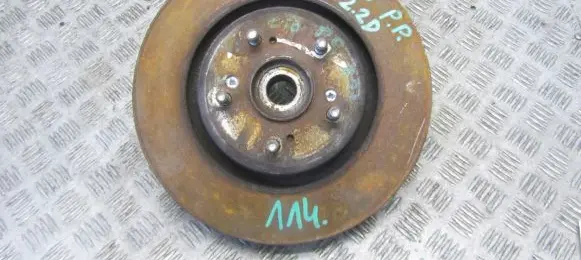 Honda CR-V Front wheel hub spindle knuckle