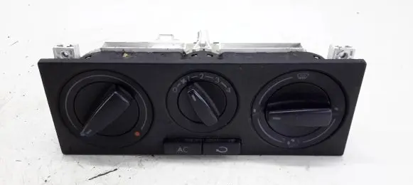 Volkswagen Golf IV Climate control/heater control trim 1J0820045F 657837L08