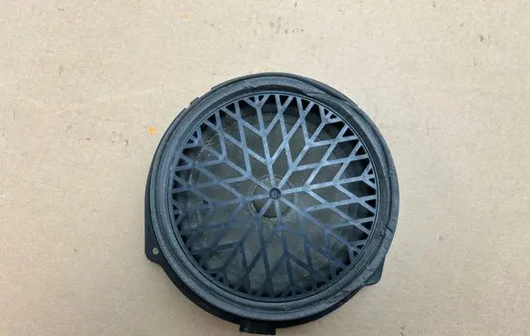 Audi A4 S4 B8 8K Rear door speaker A0176301