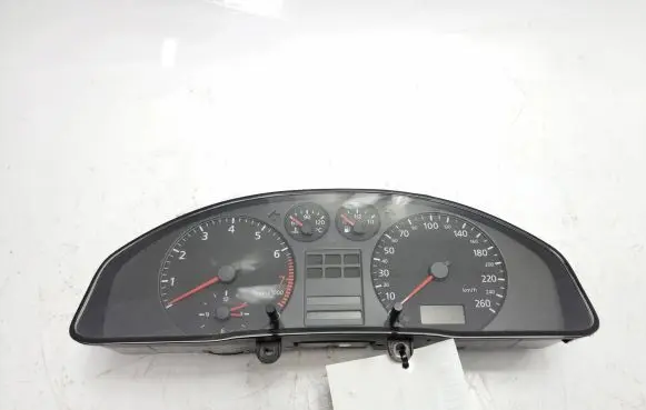 Volkswagen PASSAT B5 Speedometer (instrument cluster) 8D0919861C