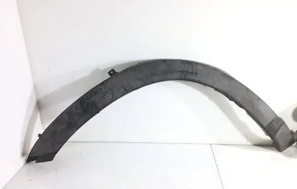 Iveco Daily 35 - 40.10 Fender trim (molding) 3802037