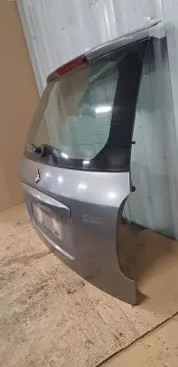 Suzuki SX4 Tailgate/trunk/boot lid