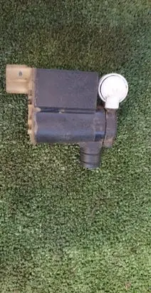 Hyundai i30 Windscreen/windshield washer pump 98510-2L100