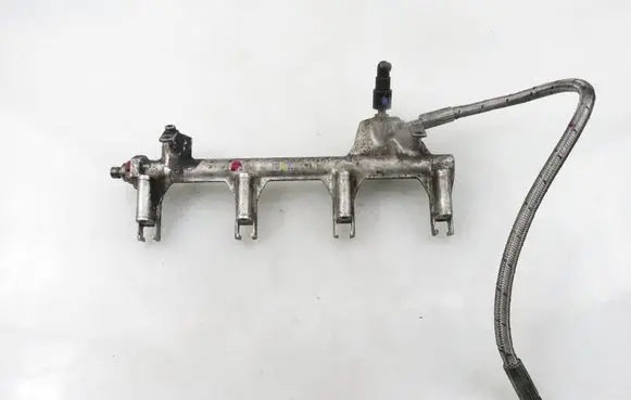Opel Vectra C Fuel main line pipe 55351030