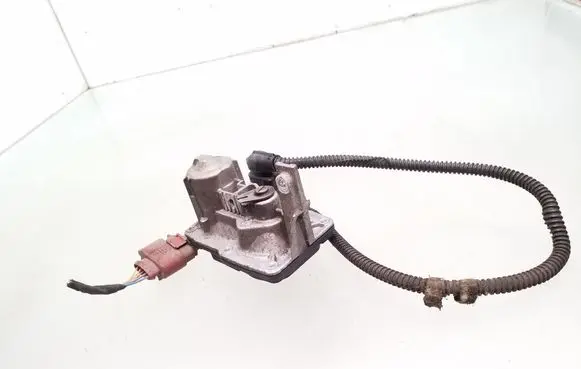 Skoda Octavia Mk3 (5E) Intake manifold valve actuator/motor 5Q0253691H