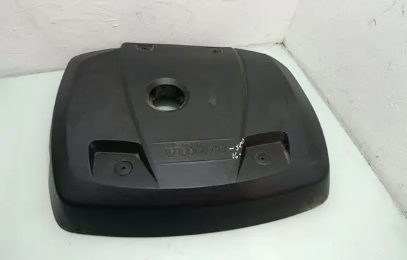 Volvo S80 Engine cover (trim) 31368886