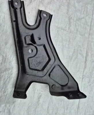Volvo EX30 Bottom radiator support slam panel 8891187384