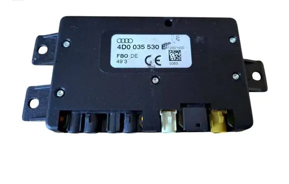 Audi A2 Aerial antenna amplifier 4D0035530E