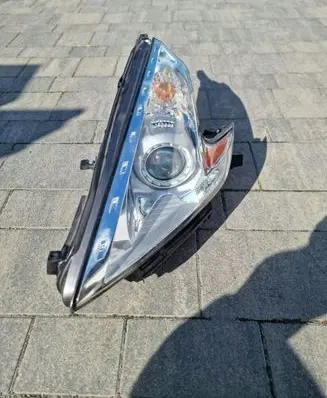 Nissan NV200 Headlights/headlamps set 1EA0A