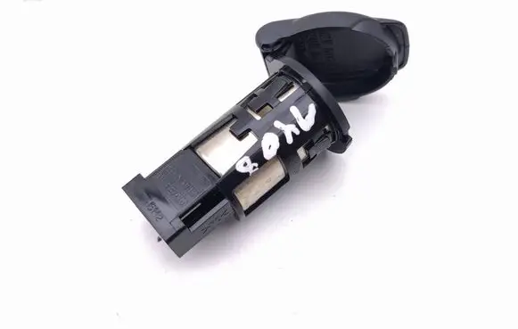 Renault Arkana 12 V Socket (rear) 