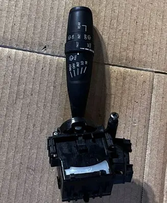Suzuki Vitara (LY) Wiper control stalk braknumeruczci