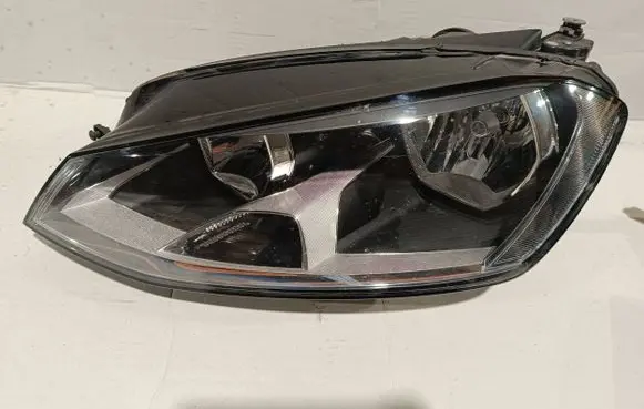 Volkswagen Golf VII Headlight/headlamp 90043189
