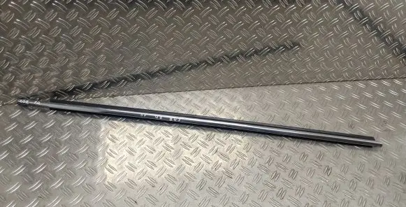 Toyota Corolla E160 E170 Front door glass trim molding