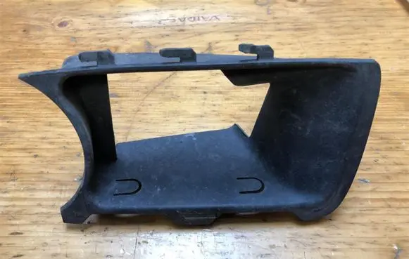 Nissan Almera Tino Front bumper lower grill 62087BU300